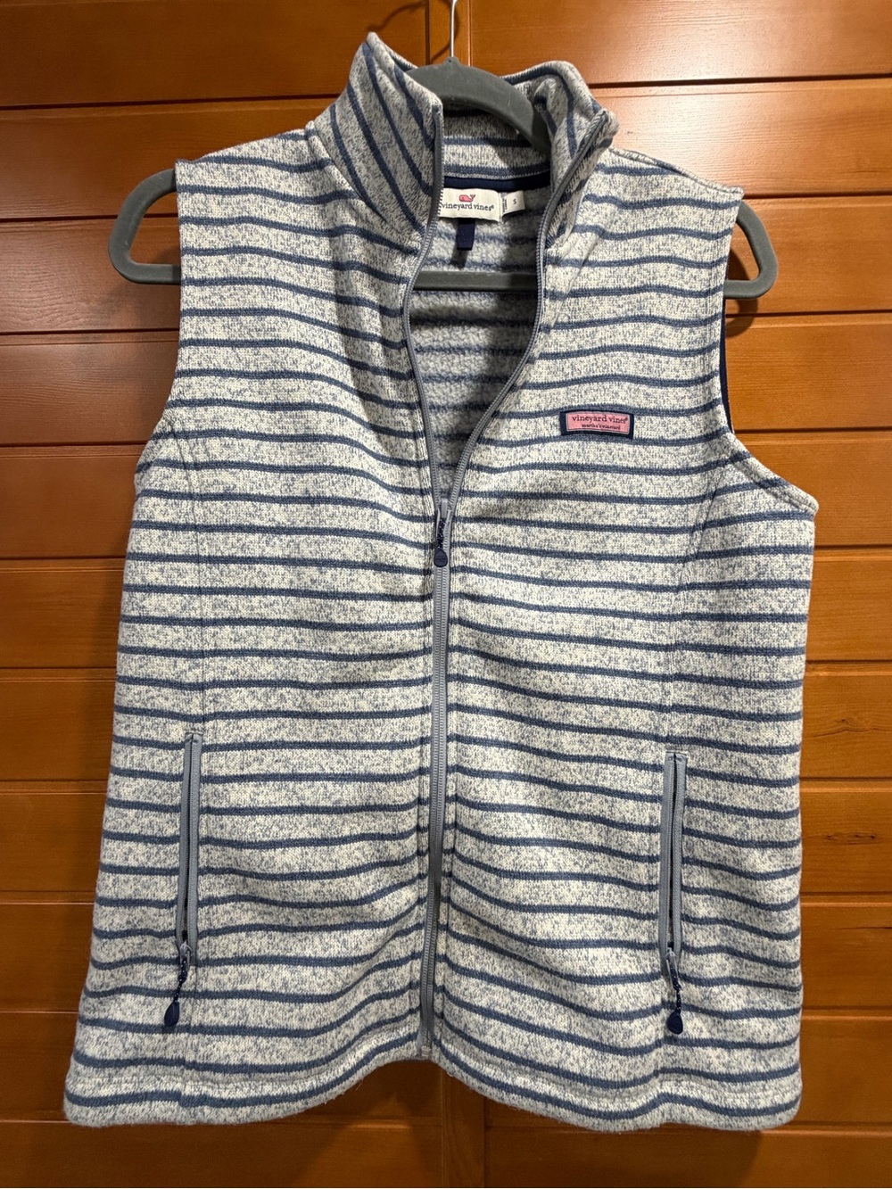 Vineyard Vines womens S Navy and White Striped Fleece Vest